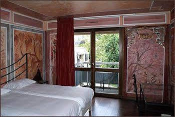 De La Gare Hotel Aix-les-Bains